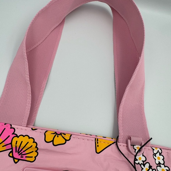 Aloha Collection x Hello Kitty Mini Tripper - Picture 4 of 9